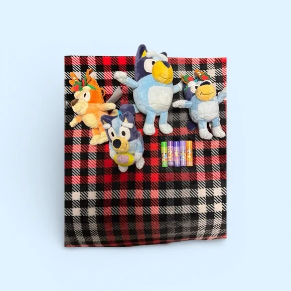 Bluey and Bingo Bundle- 4 Plush Keychains and 5 Chapstick - Picture 4 of 4